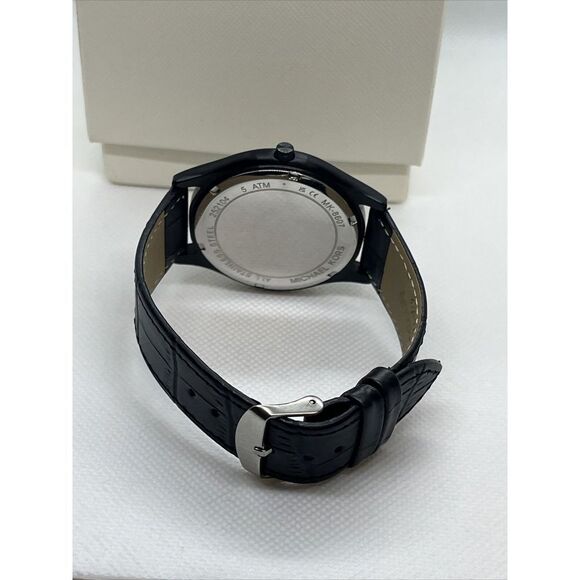 Michael Kors Slim Runway MK8607 Men's Black Leather Strap Analog Dial Watch JMB4 - Picture 10 of 12